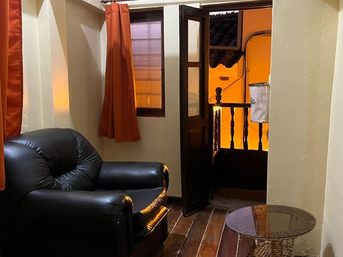 Hotel Hostal Andenes De Alabado Cusco Exterior foto