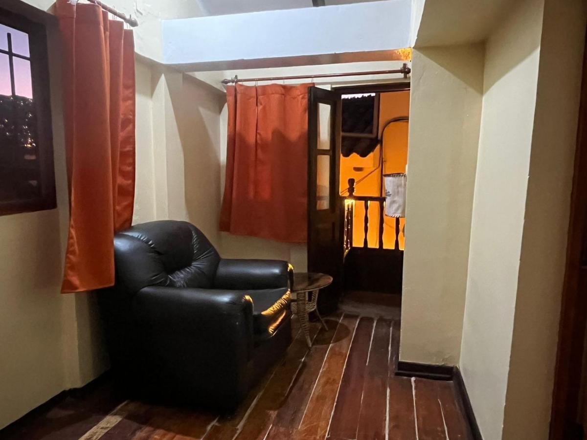 Hotel Hostal Andenes De Alabado Cusco Exterior foto